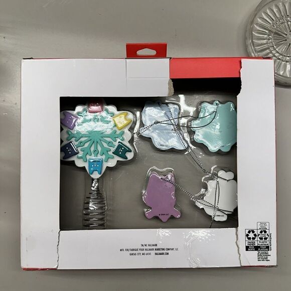 2023 Hallmark Dreamworks Gabby's Dollhouse Mini Christmas Tree Topper Ornaments - Picture 2 of 5